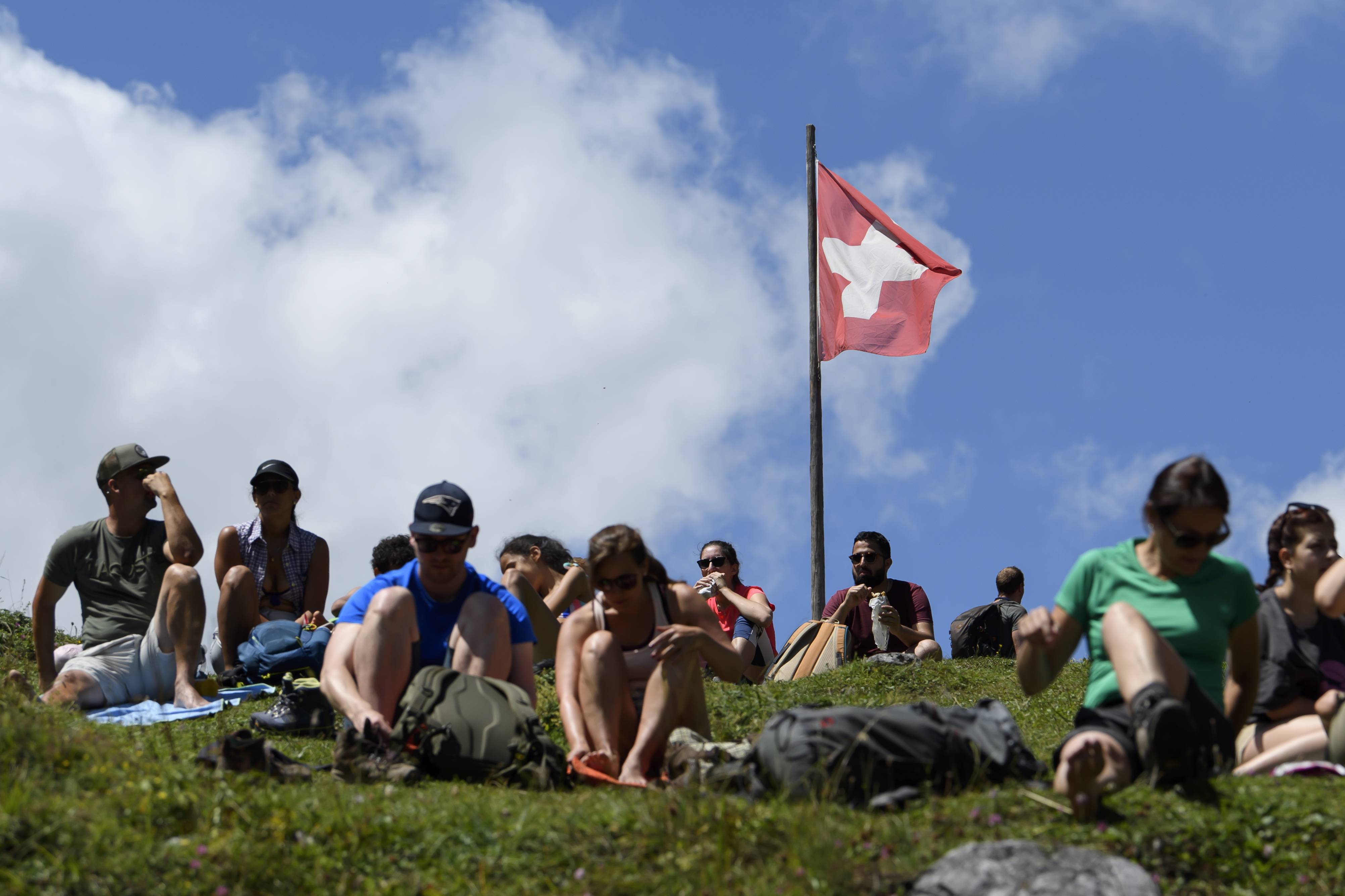 欧新|厄希嫩湖度夏