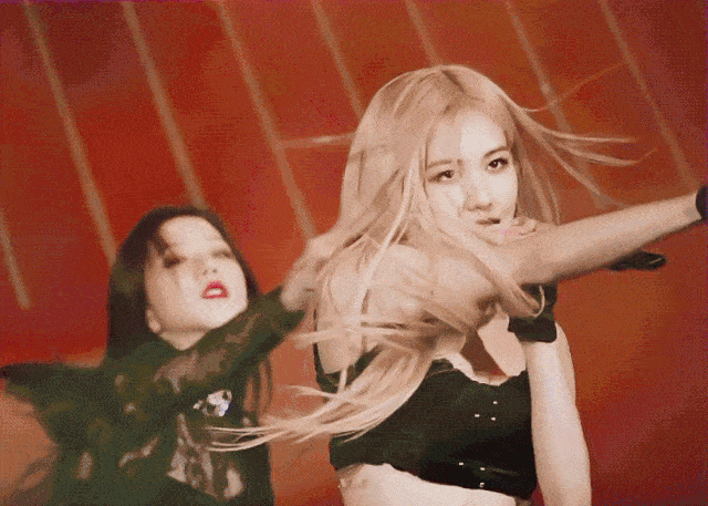 最近天气越来越热 长发女生实在太太太难了!