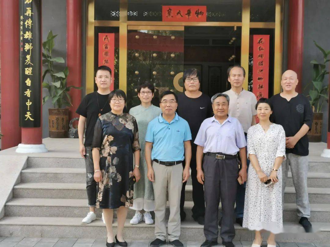 固安县民协主席赵复兴汇报了2020年以来工作情况并向廊坊市文联领导