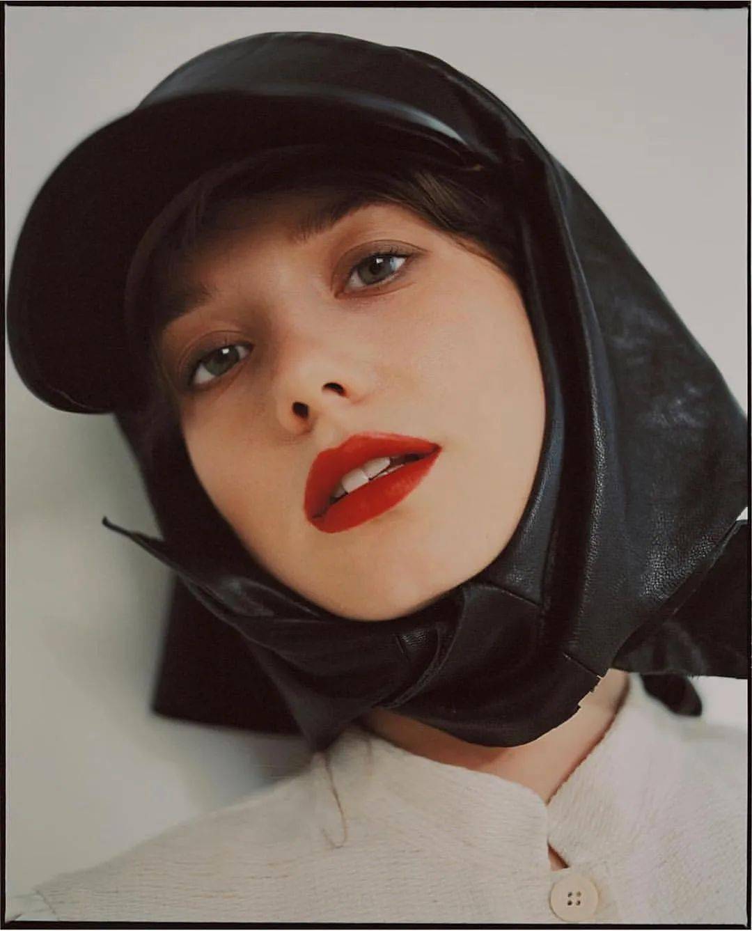 Louise|浓 颜 系 美 人，绝！