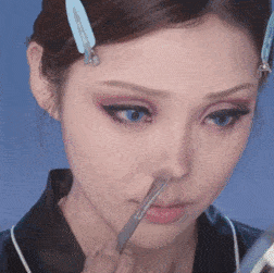 关晓彤|谁还不是个小公主呐？钟楚曦、关晓彤COS的公主妆，我们也能行~