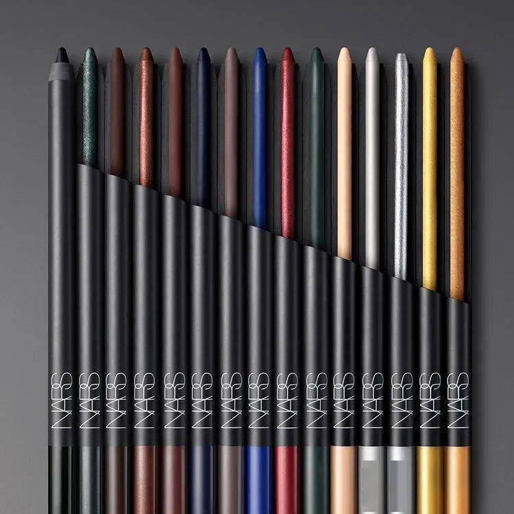 出圈|飒出圈的宁静妆，不是敢化是会化