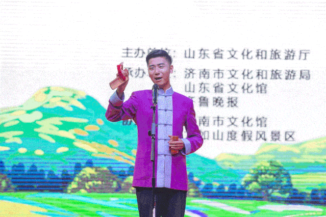 的歌曲《济南的夜》 到网红歌曲《少年》《我在人民广场吃炸鸡》