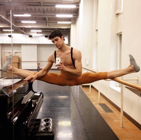 罗伯托·波雷|这个舞台上的王子,绝对秒杀一切小鲜肉!