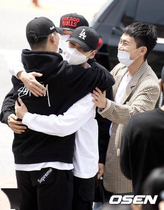 [星闻]BTOB任炫植军乐队xPENTAGON珍虎仪仗队服役中