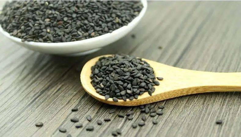 患者|【有肾说甚】第19期|警惕!肾病患者吃黑色食品一定有益吗?