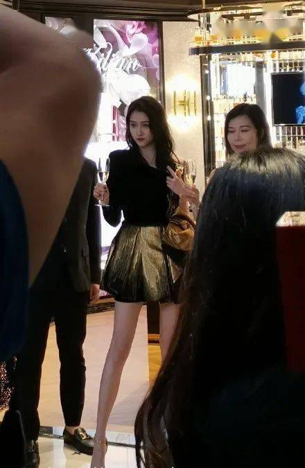 减肥|关晓彤的变美法则，就一个字“狠”！