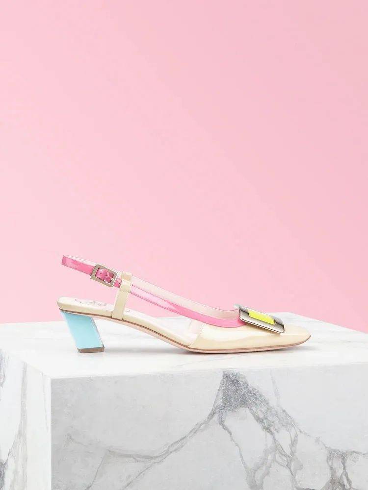 Roger|骨灰级经典Roger Vivier方扣鞋，又出了绝美新款！