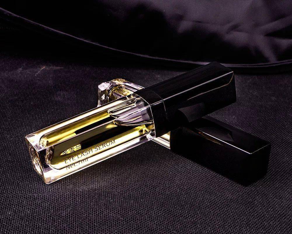 圣雪兰|快扔掉你的睫毛膏 ！这支睫毛增长液亲测有效 ！