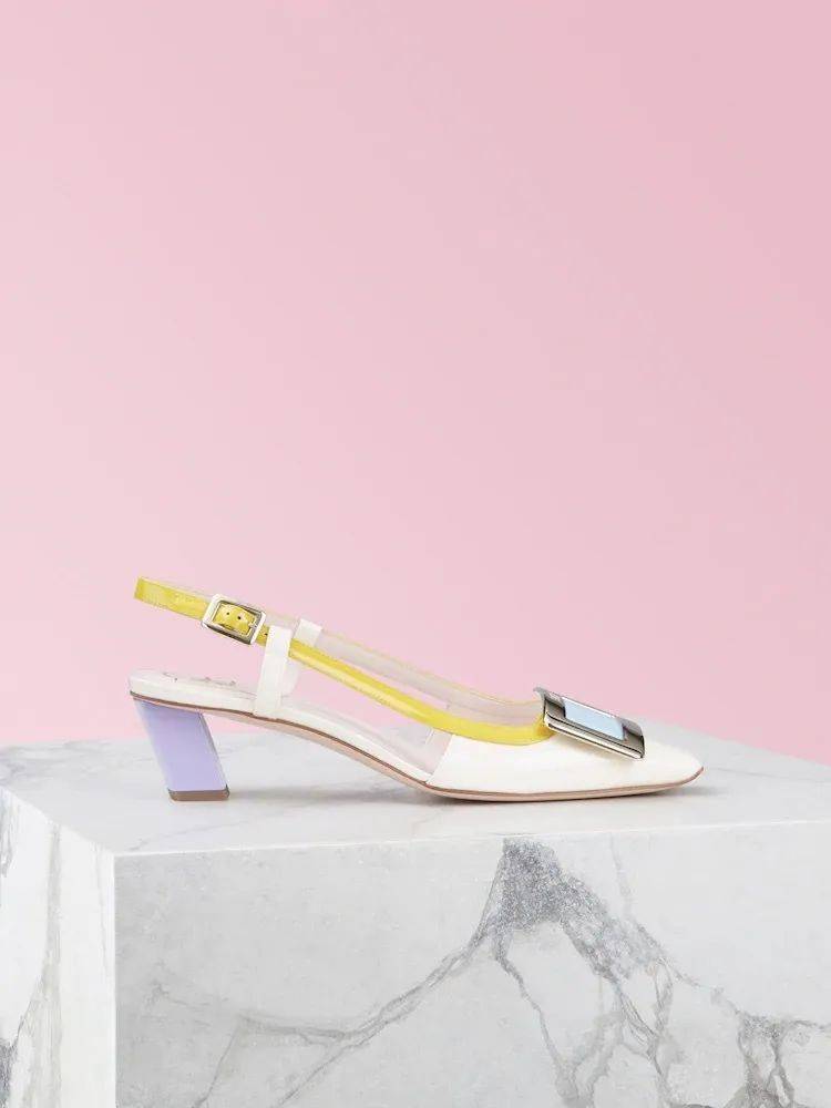 Roger|骨灰级经典Roger Vivier方扣鞋，又出了绝美新款！