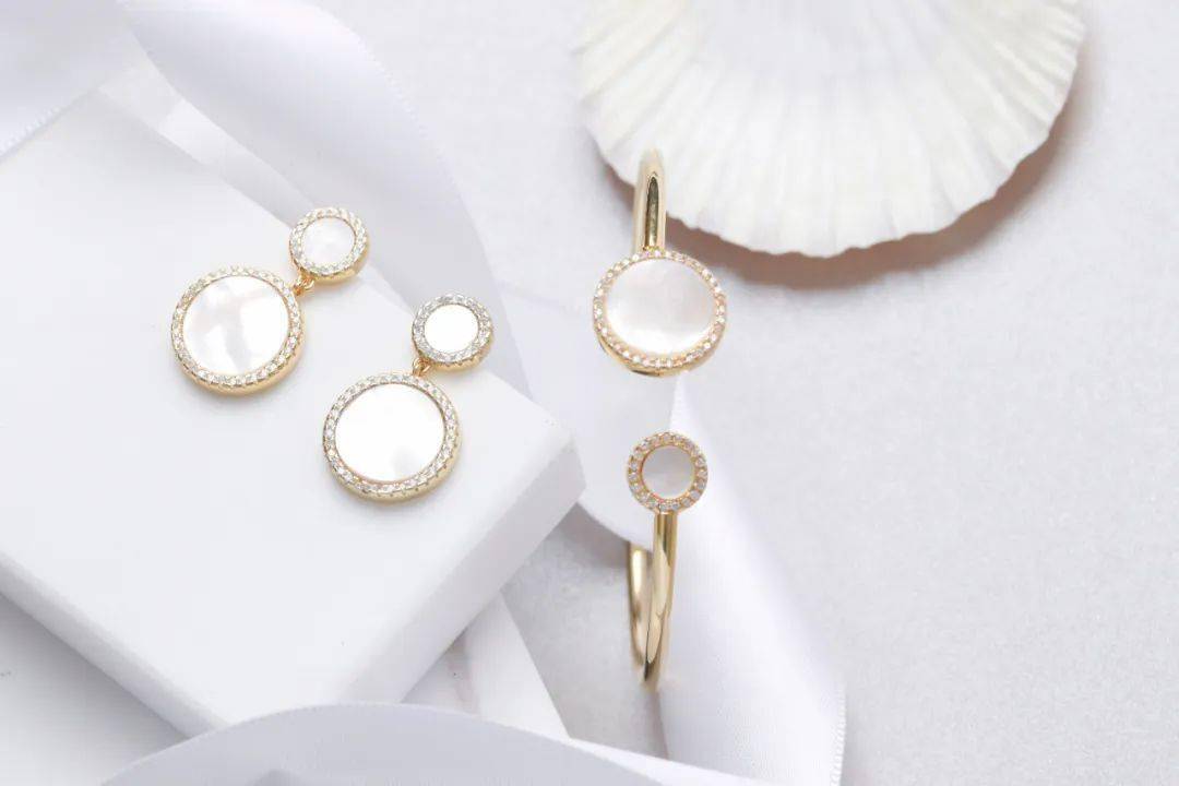 项链|欧洲珠宝要倒闭?大S蔡少芬同款18k钻石项链,199元大甩卖,快捡漏!