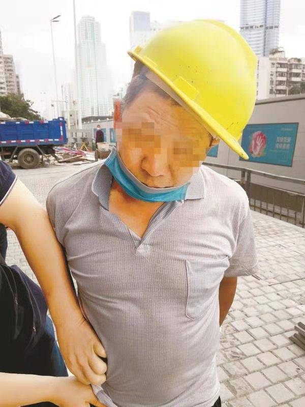 建筑工人口罩_戴口罩的建筑工人图片(3)