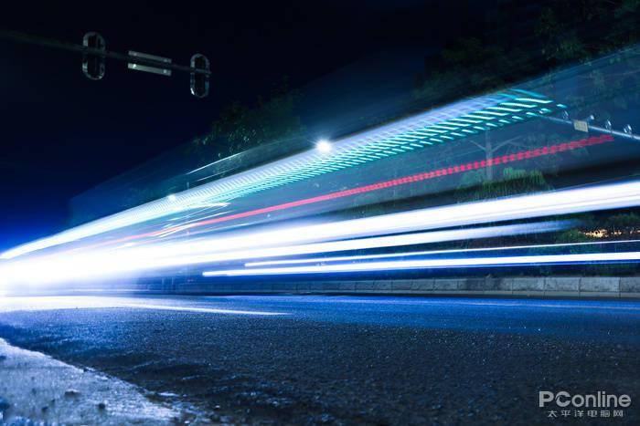 慢动作|2.6w还买不到？EOS R5玩8K视频，高端PC直接崩