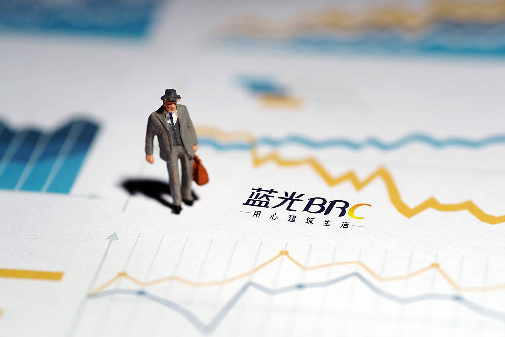 资本|9亿出手迪康药业予湖北首富，蓝光资本故事终换挡