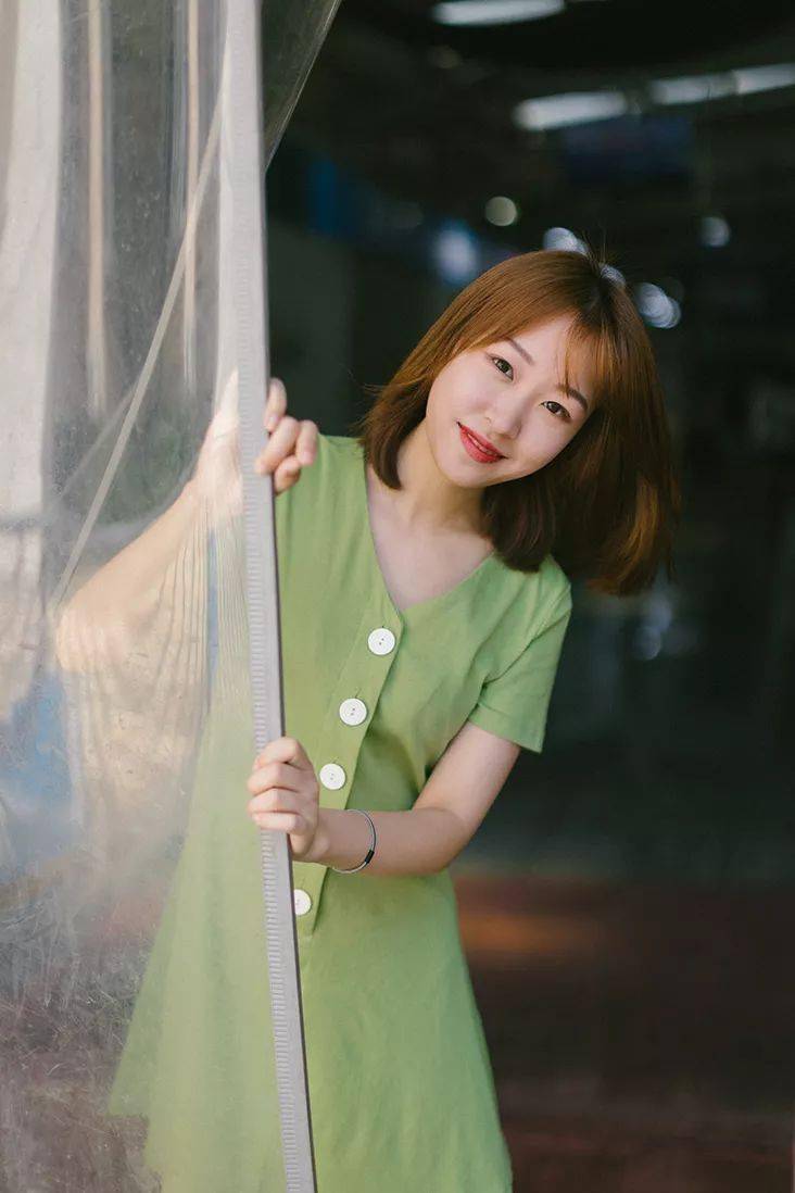 照片|我带妹子在脏、乱、差的「菜市场」拍了组照片，结果......