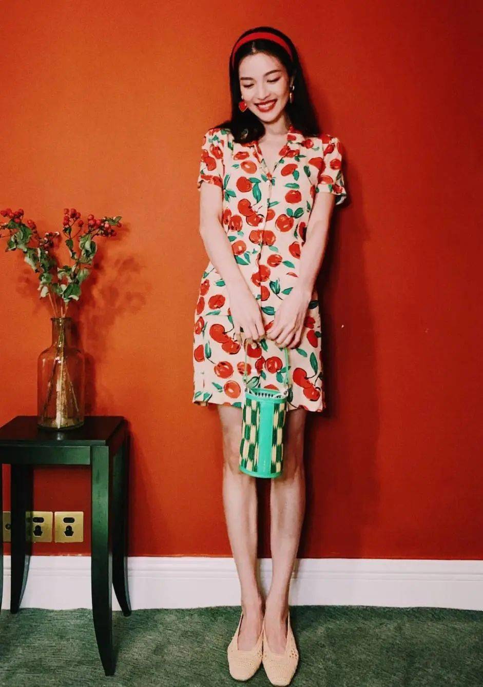 水果|2020夏天最流行的“果汁系穿搭”，复古优雅，太上头了！！