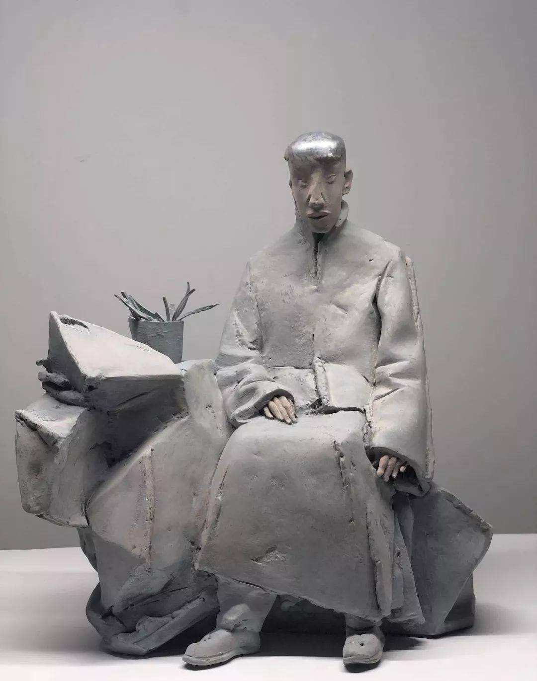 雕塑家罗小平教授作品选