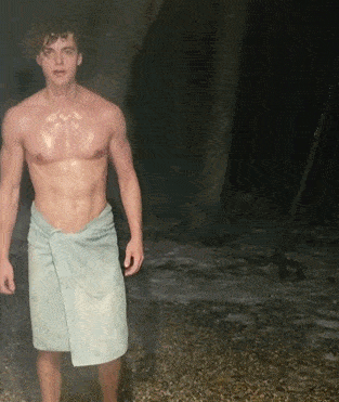 全网|191cm肌肉男模私照火遍全网，1亿网友在线鸡叫喊“老公”，直男都被“掰弯”！？