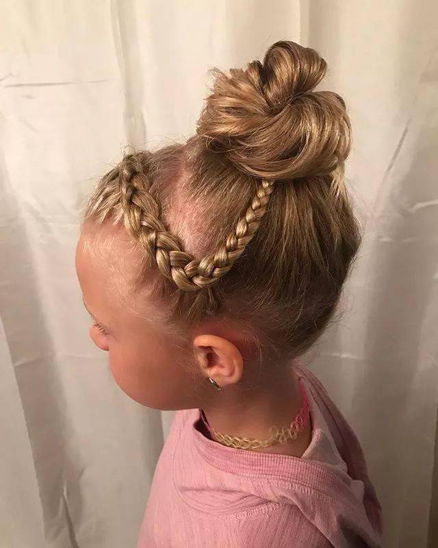 女儿|生个女儿，就要这样扎头发，又美又仙羡慕skr人！