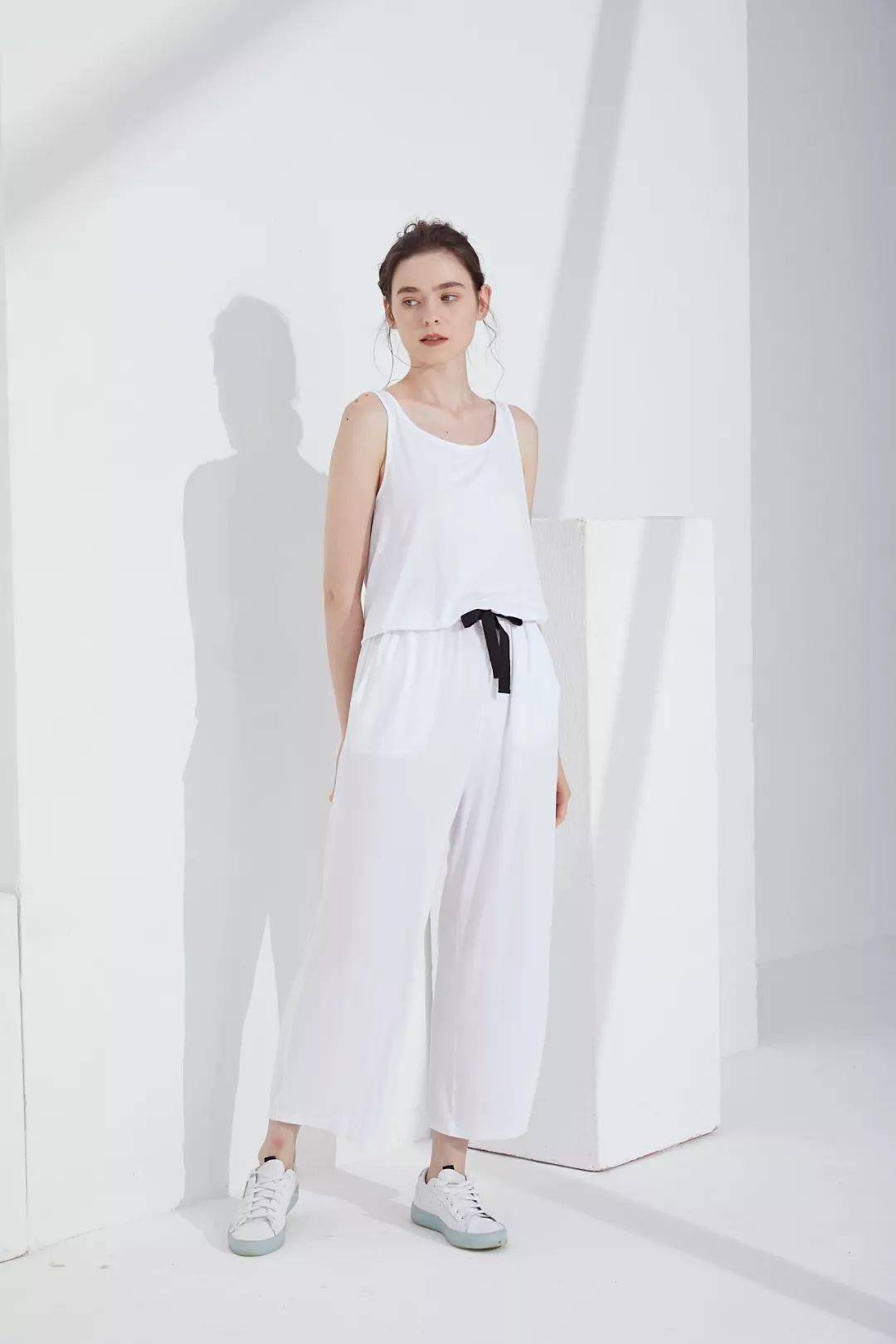 仙女|女明星都抢着穿的仙女裤，居家出街一套就够！