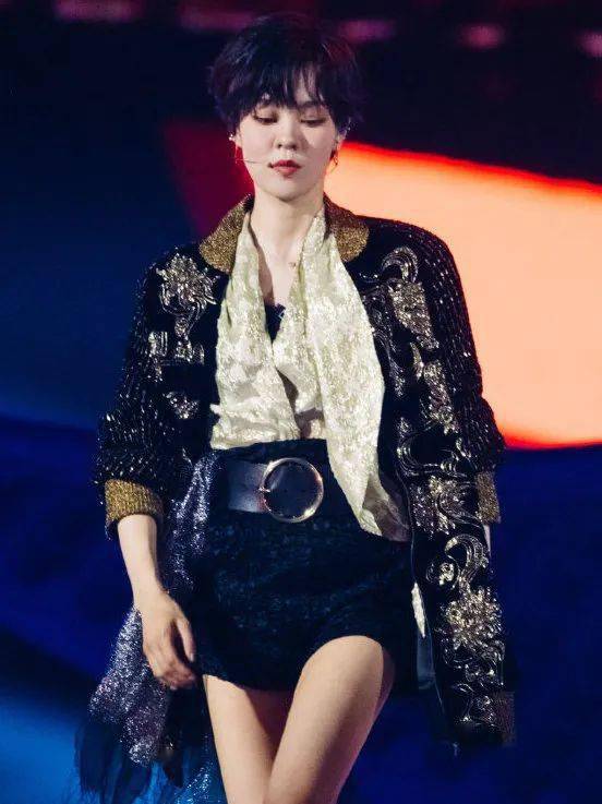 #Mad|礼物已经选好,姐姐们何时才能认识我?!