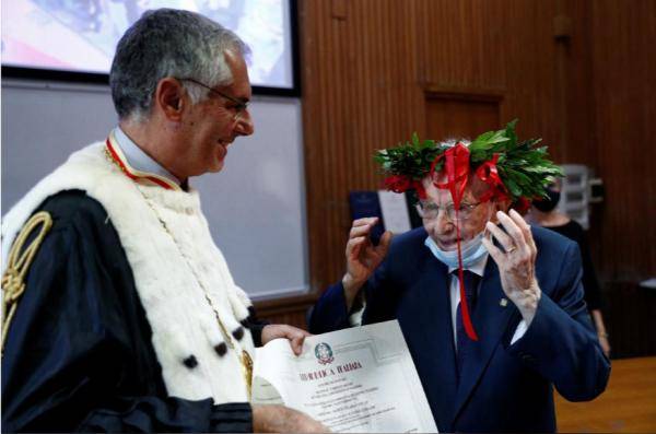 朱塞佩·帕特诺|意大利最年长大学生！96岁老人以全班第一成绩毕业