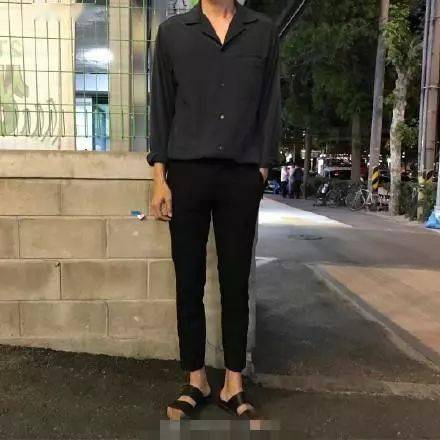 短裤|夏季简约干净的男生搭配示范