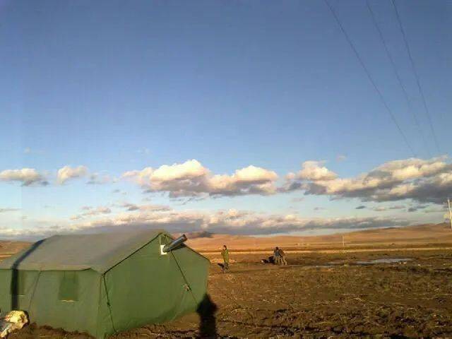 荒无人烟的草原 481e034963b64f939a68b60a5d2a8f9e.jpeg