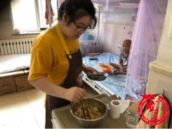 厨房|儿童医院血液内科小厨房：一口锅“熬”出百家滋味