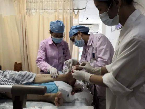 凶手|【警惕】男子险被截肢，凶手竟是一条鱼！只因忽视了这个细节...