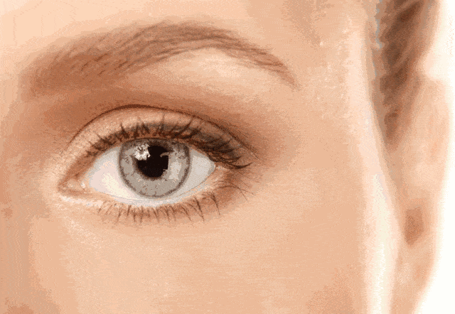 证号|身价翻了10倍价的马应龙：竟然出了这么好用的眼霜？