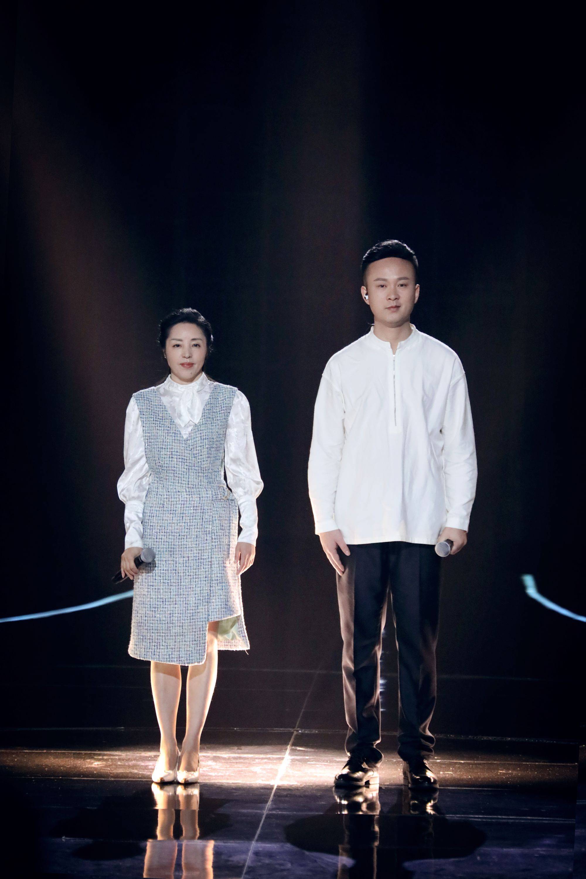 锦绣|用四川话诵唱古诗里的锦绣成都 这两位老师央视上“火”了