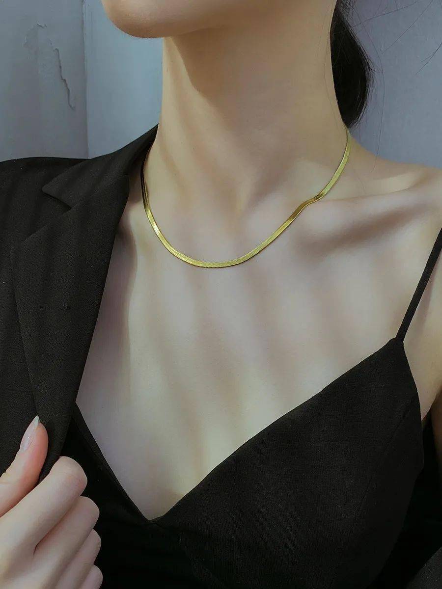 面料|曾住在热搜上的《浪姐》，终于是糊了？