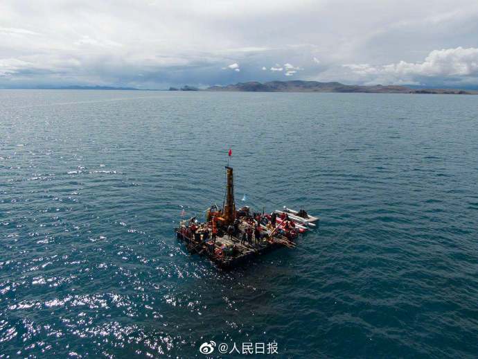 我国|中国成功钻取高原湖泊最长岩芯：获取岩芯长144.79米