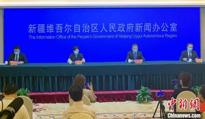 新疆|新疆救治定点医院：逾1900名医护奋战“疫”线