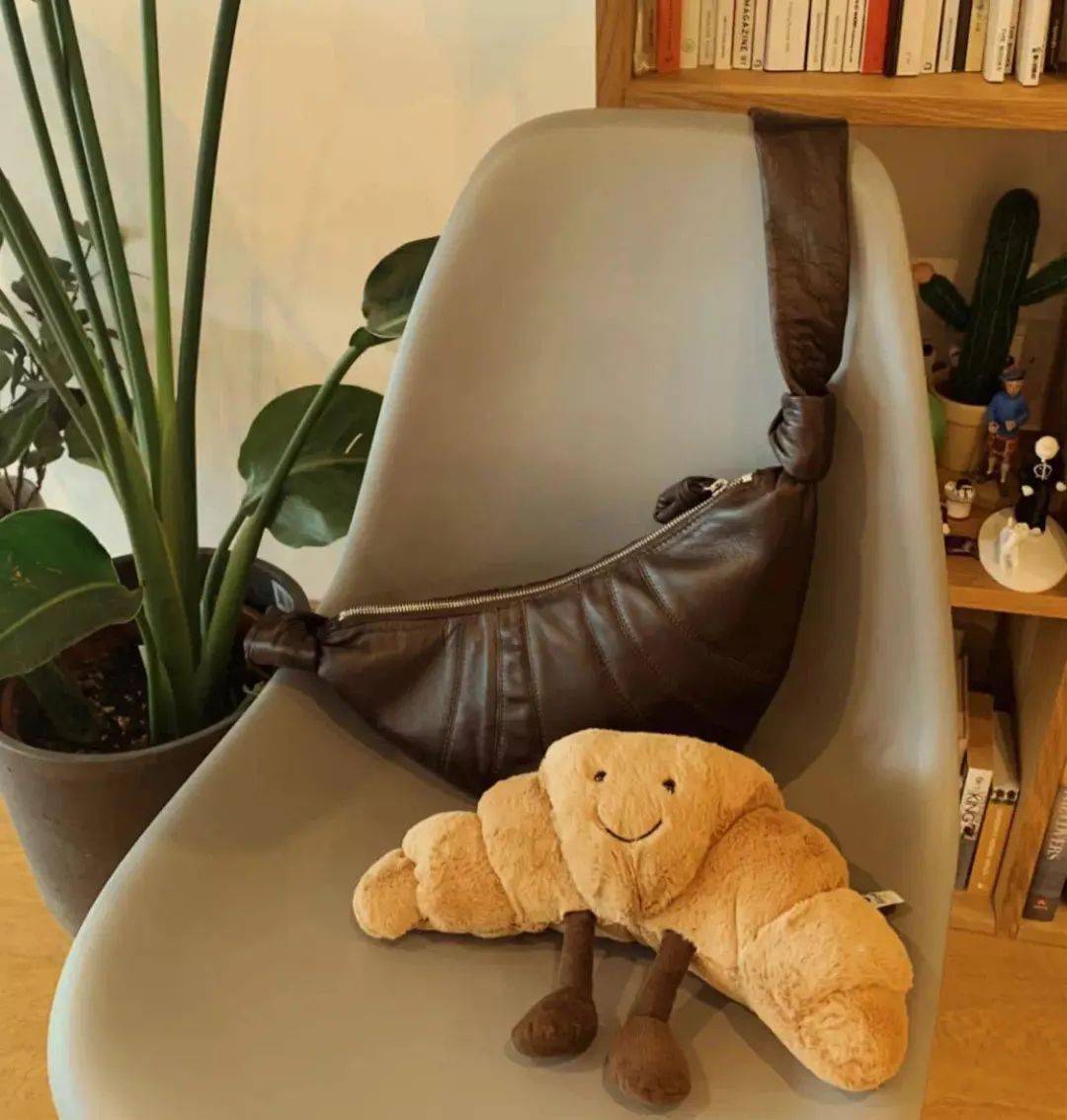 Lemaire|接手老Céline忠粉，前爱马仕创意总监是要上天？？？