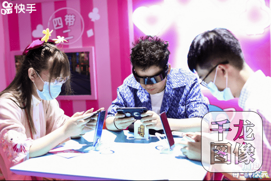 快手|2020ChinaJoy亮点直击：快手全面布局泛娱乐，加速“拥抱每一种次元”