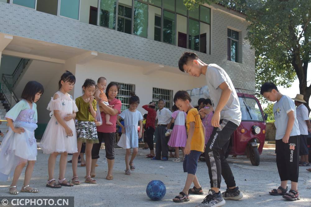 支教|湖南衡东：村里来了大学生支教队