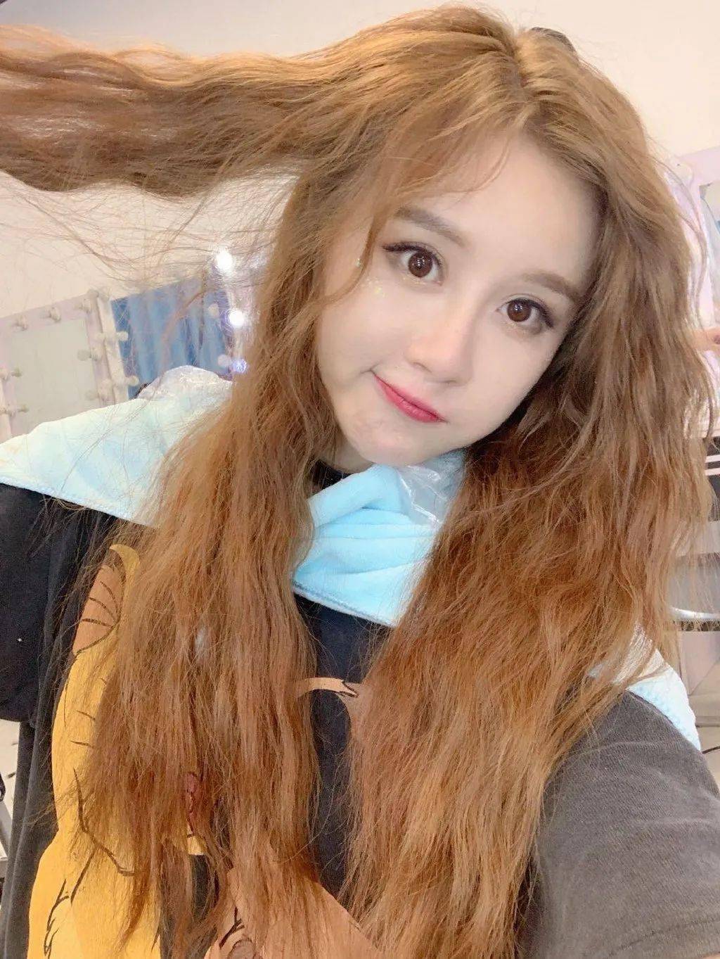 羊毛|Angelababy生图美绝 路人都会疯狂保存的水平！