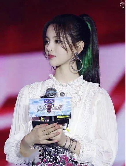 头发|2020王炸发型！令人上头的“挂耳染”来啦！