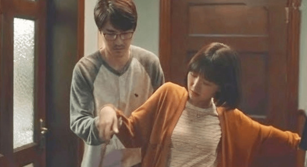 三十而已电视剧剧情介绍 2470c50e486f4822a4ef9247d65000d7.png