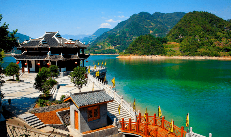 附近旅游景点免费景区大全 6cd18ceba99c4c55a6082c0c351c911f.png