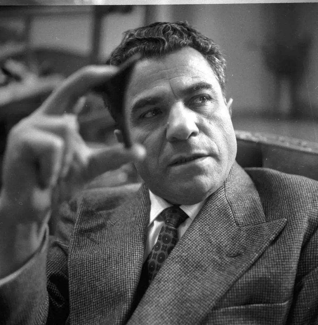 Louis|被Louis Vuitton秀上的吴亦凡感动了,周冬雨改行当店员了?【每周时报】