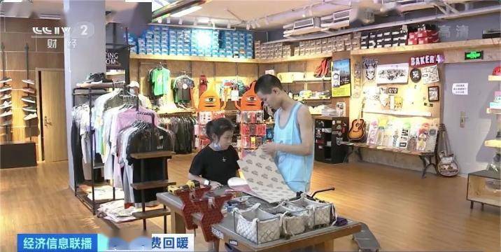 场馆|超4000家体育企业注销备案，跑步机却卖爆！大浪淘沙后，体育产业下个风口在哪？