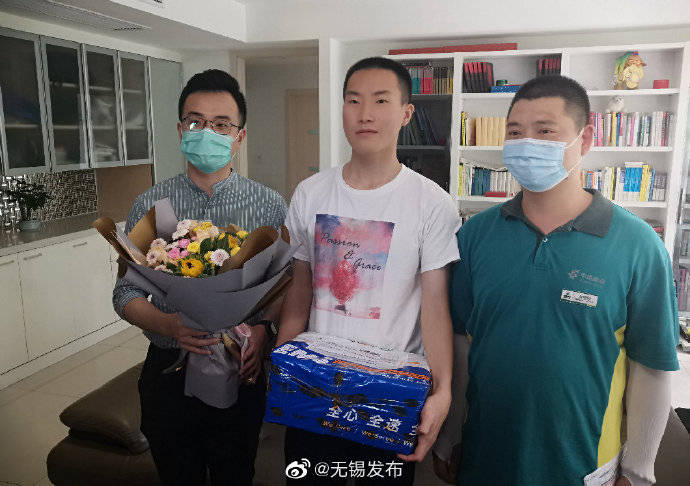 无锡|刚刚送到！无锡今年第一封录取通知书