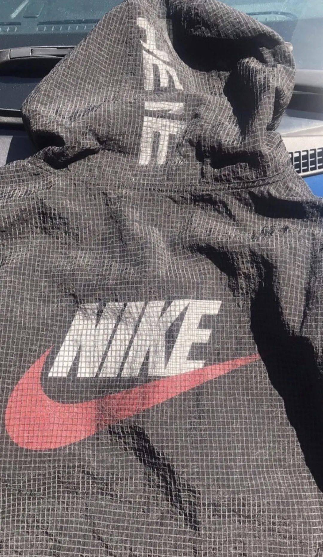 石头|保安集合：Supreme x ＂石头岛＂联名确认，TNF＂皮草＂等5大合作款发售！