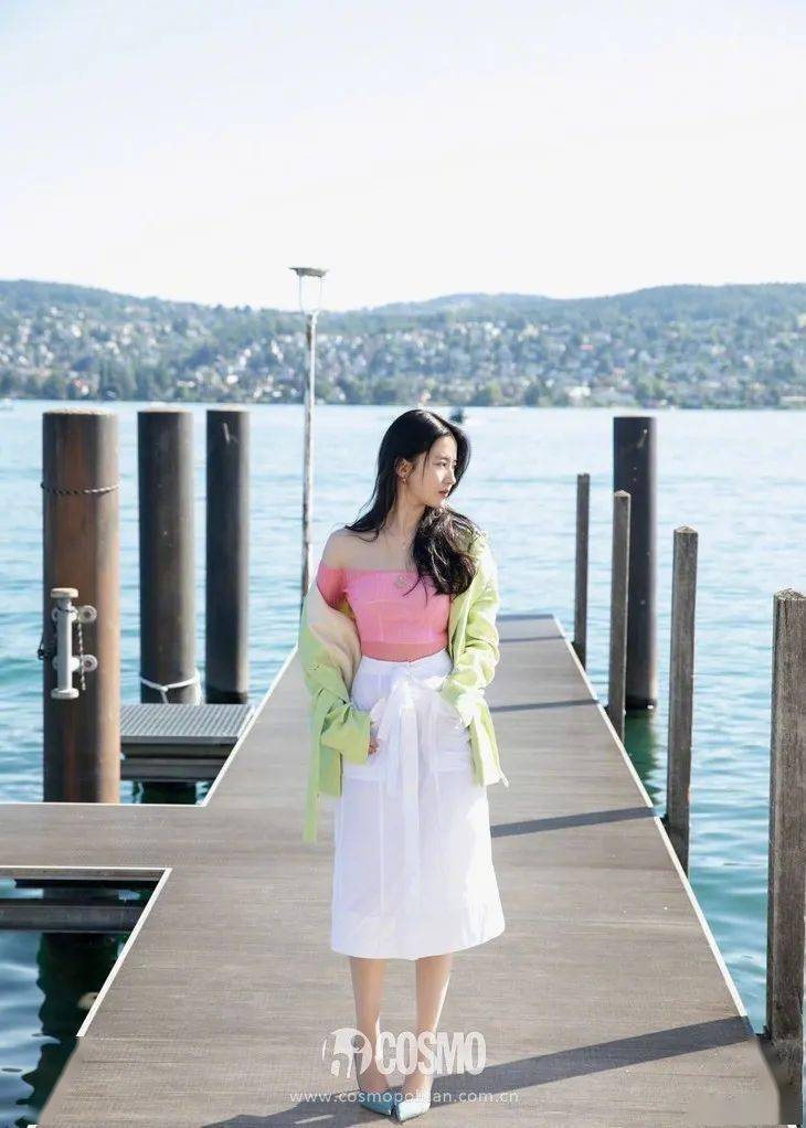 皮靴|时髦办 | 敢在夏天穿皮靴算什么,娜娜美岐的皮衣更带劲儿