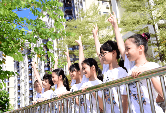 紫茶|里村小学焕“新”，访谈紫茶教育集团里新小学校长万川