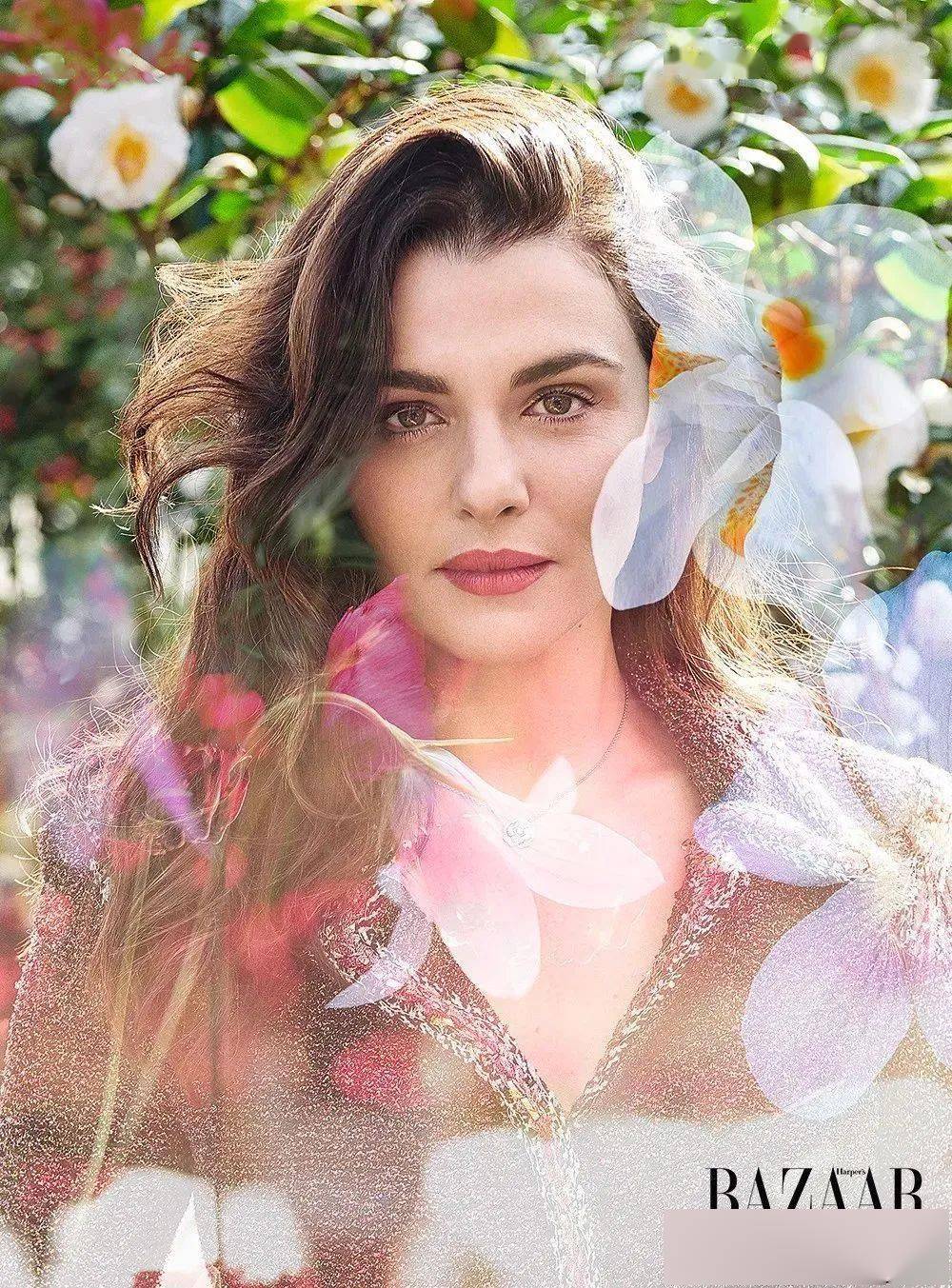 看身为人母的职业女性蕾切尔·薇兹是如何工作带娃两不误的_搜狐网, image size:1000x1353