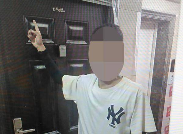 来源|杭州的这个小伙子，你！过！分！了！